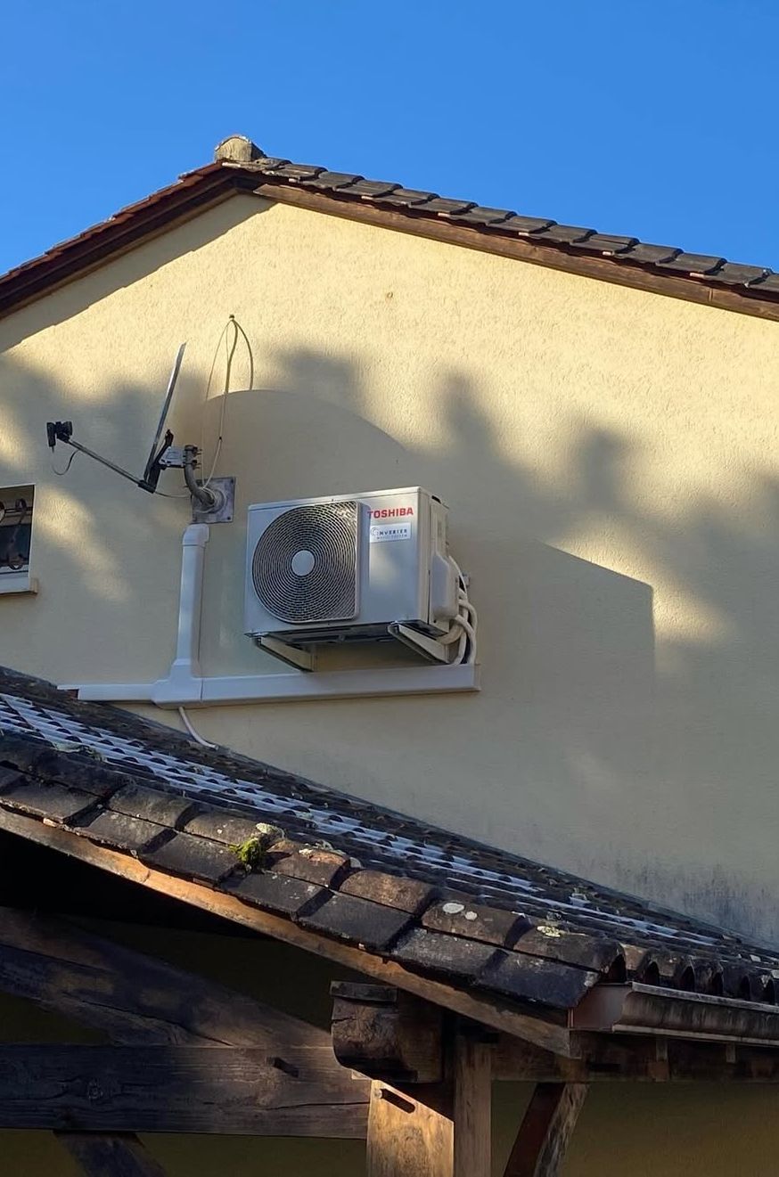 Installation de climatisation extérieure
